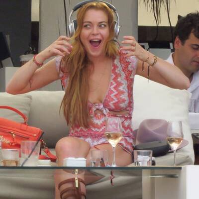 Lindsay Lohan feiert nach Linz in Ibiza