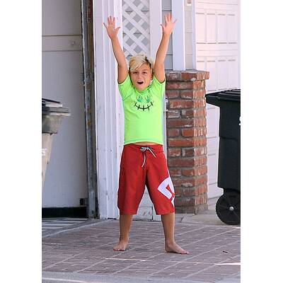 Gwen Stefani: Badespaß mit Zuma, Kingston & Apollo