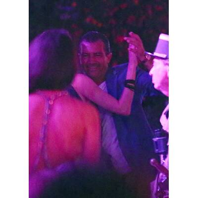Antonio Banderas flirtet in Saint Tropez