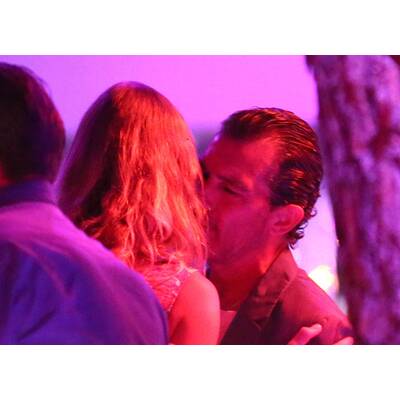 Antonio Banderas flirtet in Saint Tropez