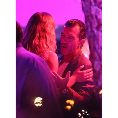 Antonio Banderas flirtet in Saint Tropez
