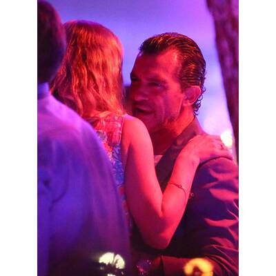 Antonio Banderas flirtet in Saint Tropez