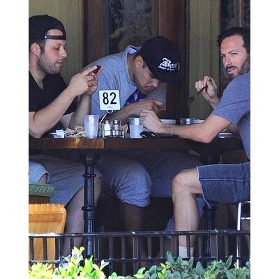 Kris Humphries: Meuchelfotos beim Essen