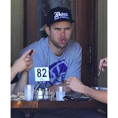 Kris Humphries: Meuchelfotos beim Essen