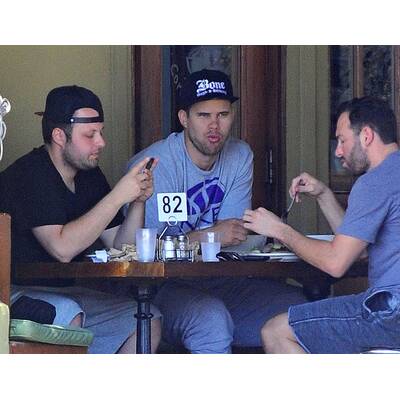 Kris Humphries: Meuchelfotos beim Essen