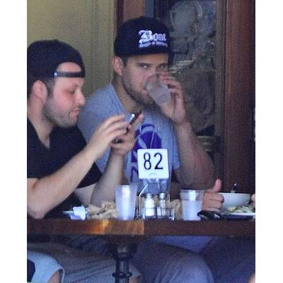 Kris Humphries: Meuchelfotos beim Essen