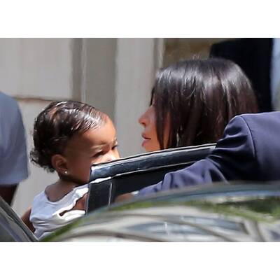 Kim Kardashian unterwegs mit Nori