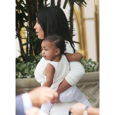 Kim Kardashian unterwegs mit Nori