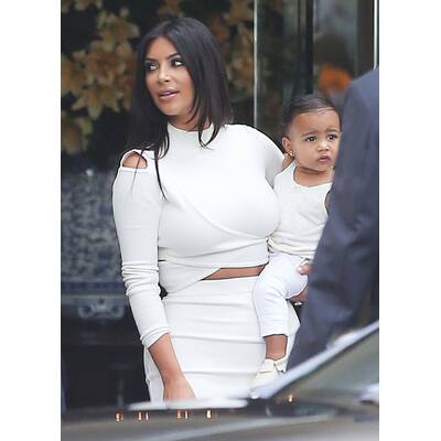Kim Kardashian unterwegs mit Nori