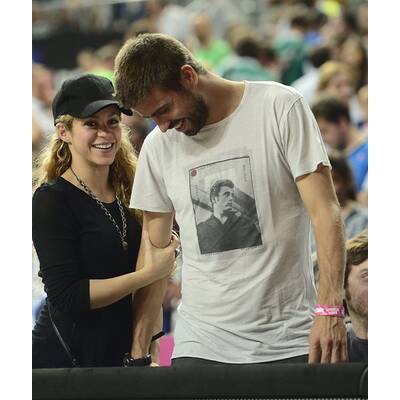 Shakira & Piqué turteln bei Basketball-Match