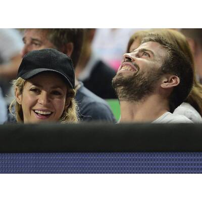 Shakira & Piqué turteln bei Basketball-Match