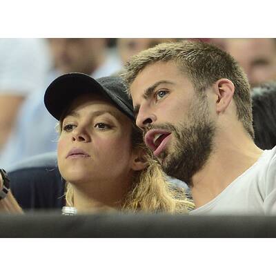 Shakira & Piqué turteln bei Basketball-Match