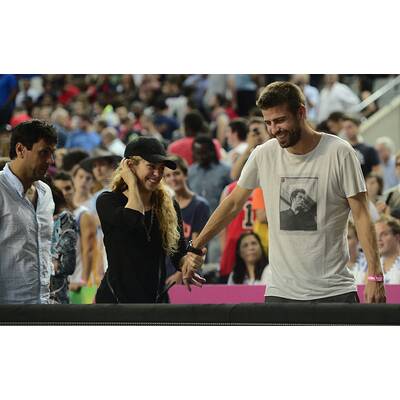 Shakira & Piqué turteln bei Basketball-Match