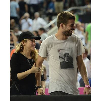 Shakira & Piqué turteln bei Basketball-Match