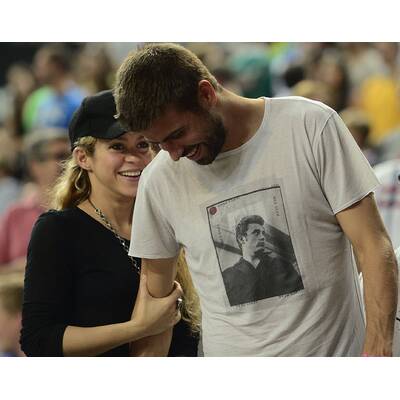 Shakira & Piqué turteln bei Basketball-Match