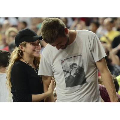 Shakira & Piqué turteln bei Basketball-Match