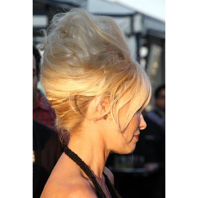 Pamela zeigt sich mit Frisuren-Flop 