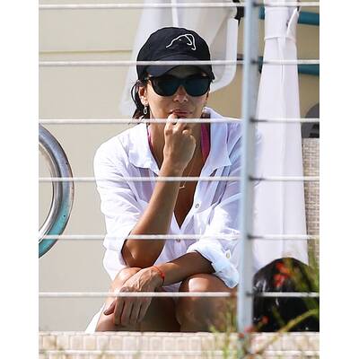 Eva Longoria & José Baston relaxen am Pool