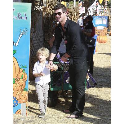 Robin Thicke & Julian: Vater-Sohn-Tag bei Mr. Bones