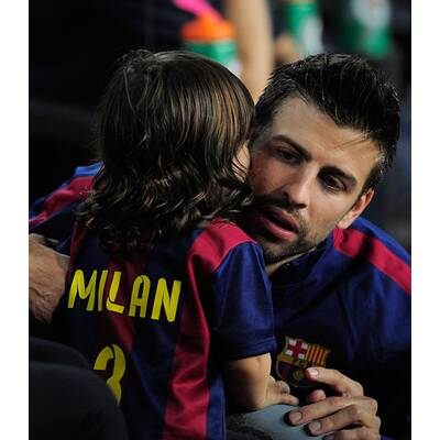 Shakira mit Sohn Milan bei Fußballmatch vom Papa