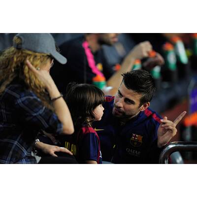 Shakira mit Sohn Milan bei Fußballmatch vom Papa