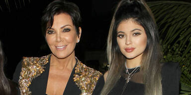 Kylie Jenner, Kris Jenner