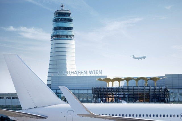 flughafen schwechat