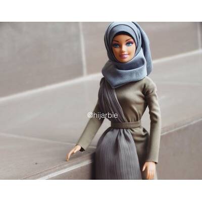 Kopftuch-Barbie erobert das Internet