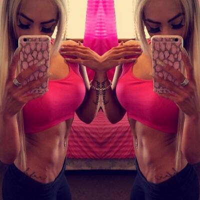 Fitness-Barbie erobert das Internet