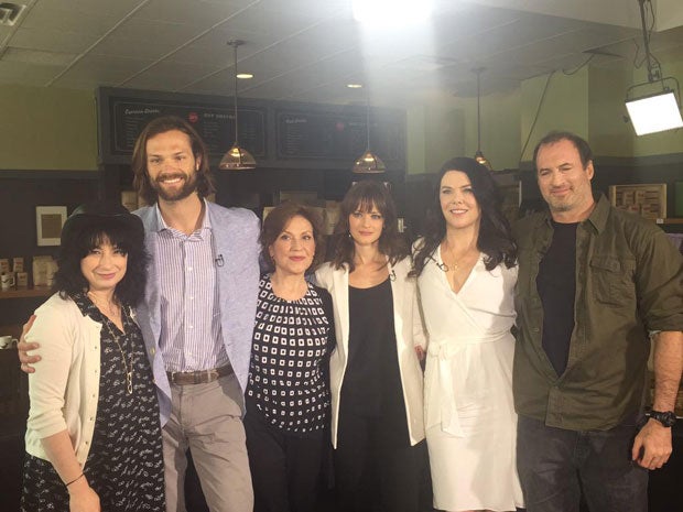 Gilmore Girls, Lauren Graham, Alexis Bledel