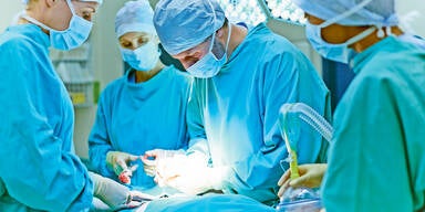 Erstes Bundesland muss OPs wieder verschieben weil ein Engpass droht