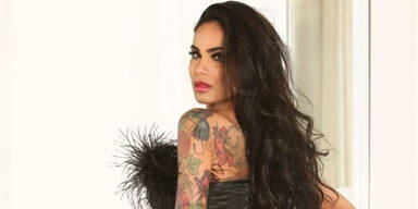 Playboy-Model zeigt, wie sie vor 50 Sch&ouml;nheits-OPs aussah