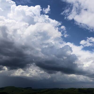 Gewitterwolken ziehen auf