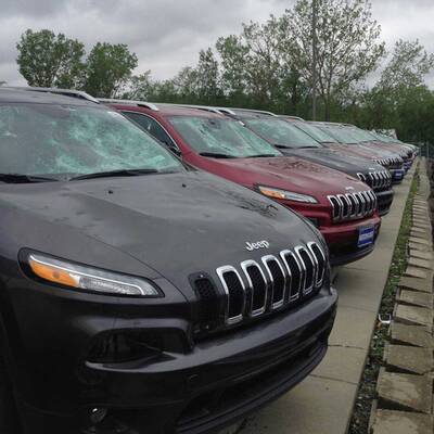 4000 Autos beschädigt