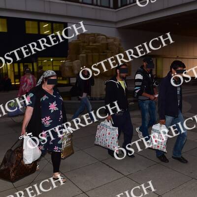 Die ersten Asyl-Familien sind angekommen