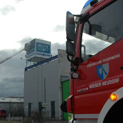 Orkan Felix riss Blechdach in Neunkirchen weg