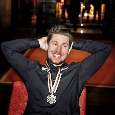 So feierte Hirscher seine Silbermedaille