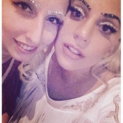 Lady Gaga: Glitzeraugenbrauen
