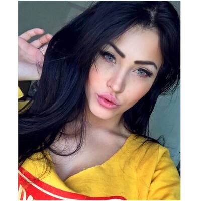 Claudia Alende - Die brasilianische Megan Fox