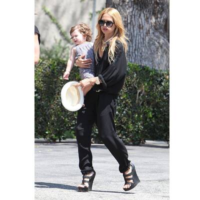 Rachel Zoe trägt viel zu enge Schuhe