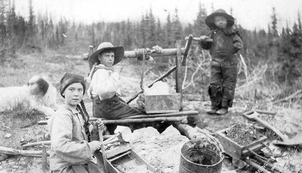 Verschwörungstheorie: Ist Greta Thunberg eine Zeitreisende?