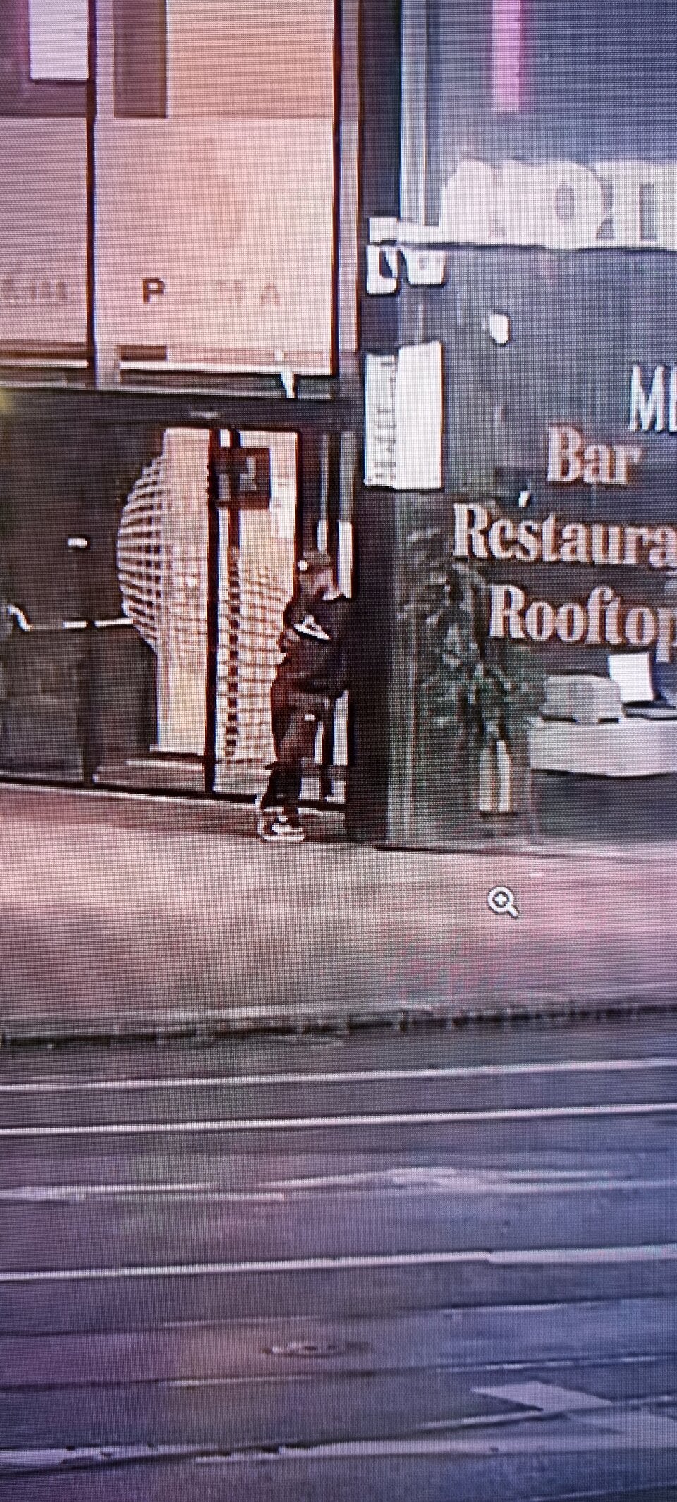 Brutaler Raub: Polizei bittet um Hinweise