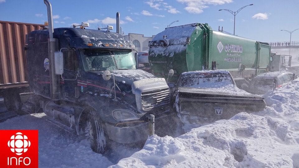 Mega-Crash mit 200 Fahrzeugen in Kanada