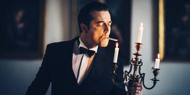 &bdquo;Falco meets Amadeus&ldquo; bringt die Stadthalle zum Gl&uuml;hen