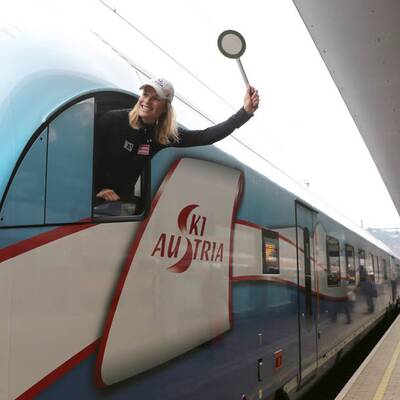 ÖSV-Stars präsentieren sich am Westbahnhof