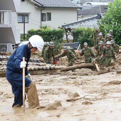 Gewaltiger Erdrutsch in Japan