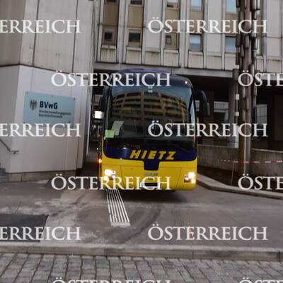 Die ersten Asyl-Familien sind angekommen