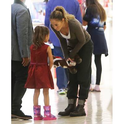 Jennifer Lopez mit Kindern beim Shopping