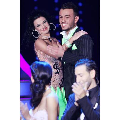 Hertel kam im Mini-Rock; Patrick Bach musste gehen. 