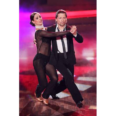 Hertel kam im Mini-Rock; Patrick Bach musste gehen. 